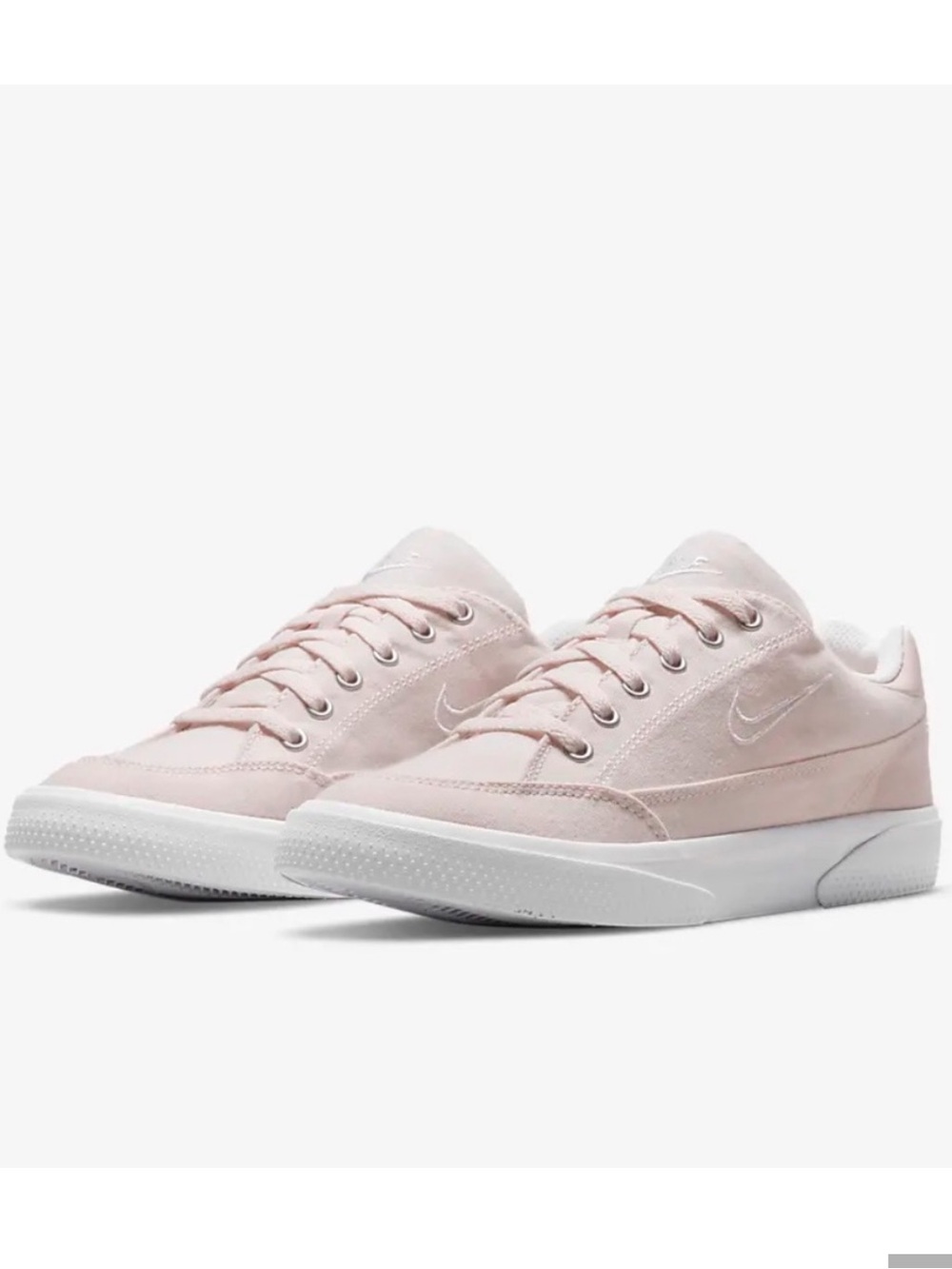Ladies Nike Retro GTS size 8, New in Box!